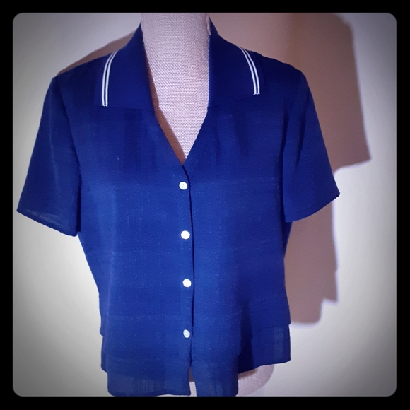 Plaza South Tops - 🌻3/$20 Plaza South vintage navy blue button up 8